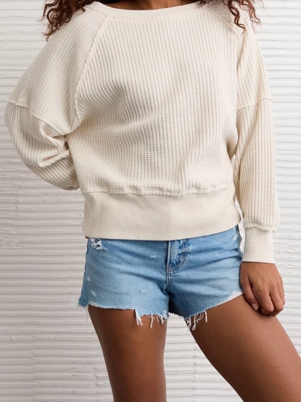 AE Big Hug Off-Shoulder Cream Waffle Knit Women’s Sweater Size M NWT